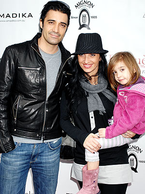Gilles_Marini_with_Wife_and_Daughter_Juliana