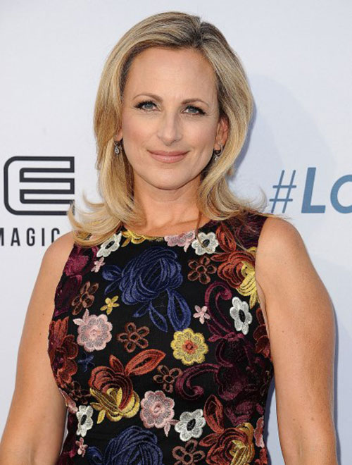 Jason Laveris FilmMagic marlee_matlin_thanking_her_family_2